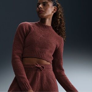 NIKE Phoenix Cozy Bouclé Crop Top Sweater